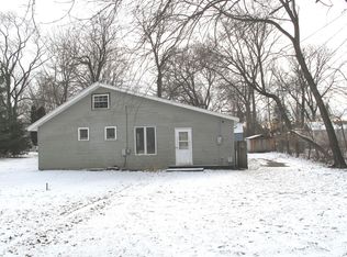 200 Rose Ave, Crystal Lake, IL 60014