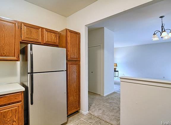 4th image of 29486 Laurel Dr #1