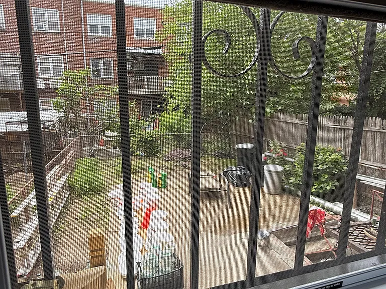 Kissena Blvd — Photo 12