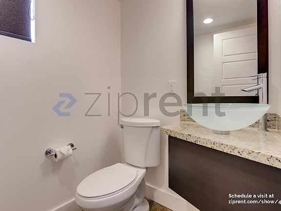 3rd image of 2448 Aperture Cir
