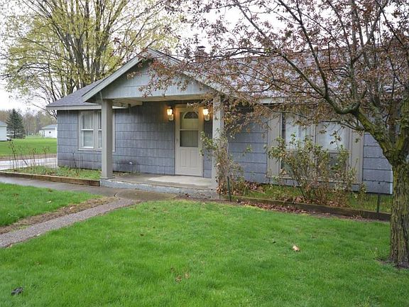2nd image of 26308 Lakeview Dr