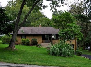 5111 Windgate Rd, Bethel Park, PA 15102