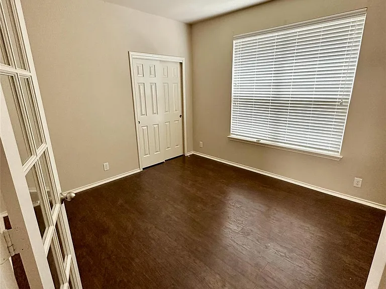 8633 White Ibis Dr — Photo 11