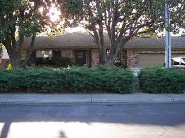 1217 Sonoma Ave, Modesto, CA 95355