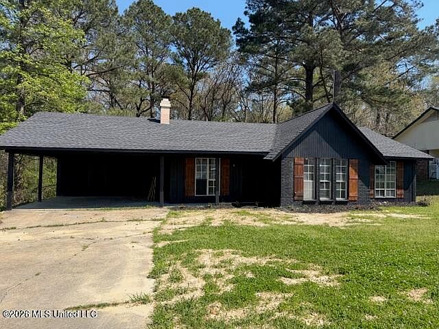 1st image of 144 Thousand Oaks Cir