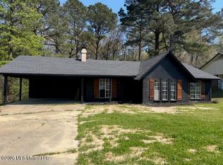 144 Thousand Oaks Cir, Jackson, MS