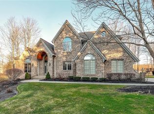 6455 Laura Ln, Solon, OH 44139