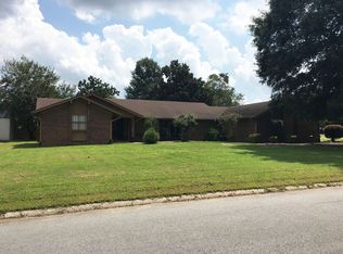 2017 Beumer St, Stuttgart, AR 72160