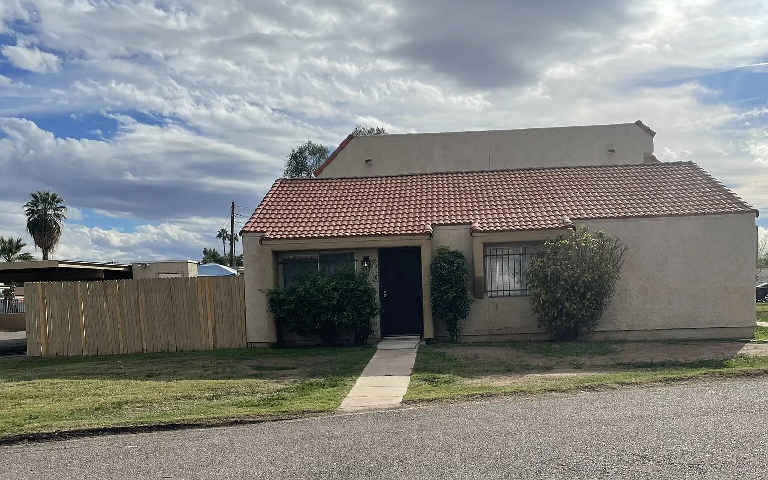 2 bed, 2.0 bath, 960 sqft, $1,475 — Photo 1
