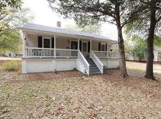 2060 Lakeshore Dr, Camden, SC 29020