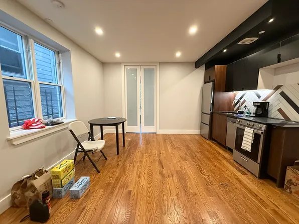 680 E 21st St #3CC, Brooklyn, NY 11226