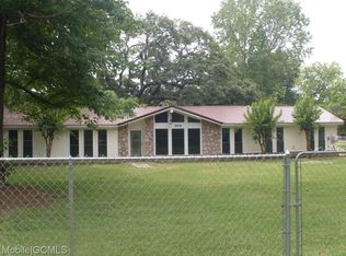 8575 Clement Poiroux Ln, Irvington, AL 36544