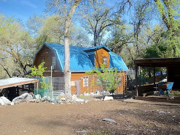 2nd image of 9136 Hidden Valley Rd