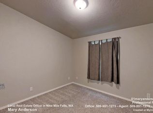 110 E Wynot Dr, Nine Mile Falls, WA 99026