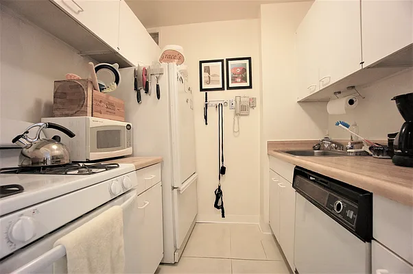 Rented by Compass | media 5