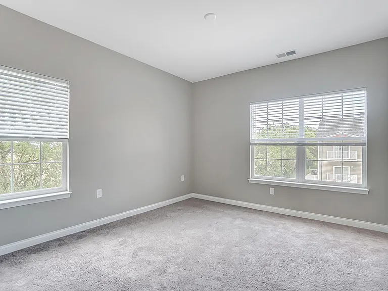 Premier Flats — Photo 34