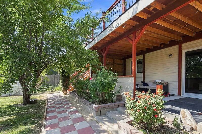 3 bed, 2.0 bath, $2,495 — Photo 4