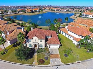 14302 Shadow Garden Ln, Houston, TX 77077