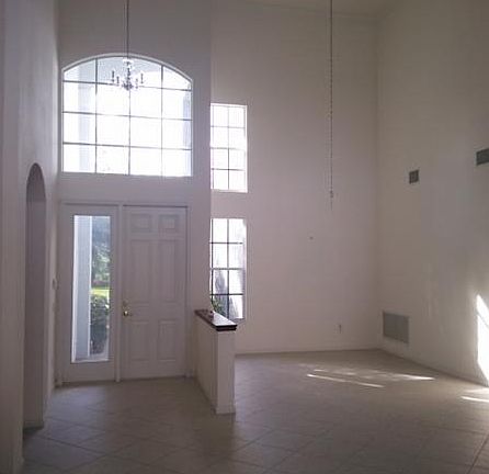 2nd image of 6999 Great Falls Cir