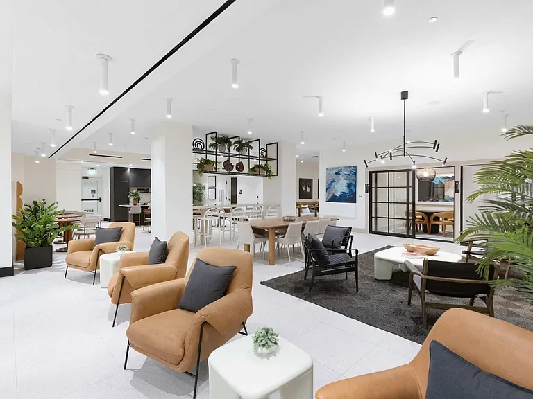 225 N Miami Ave #ID1470085P — Photo 52