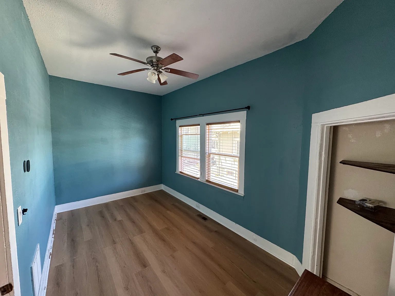 2 bed, 1000 sqft, $3,500 — Photo 2