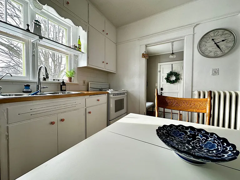 610 Jefferson St — Photo 24