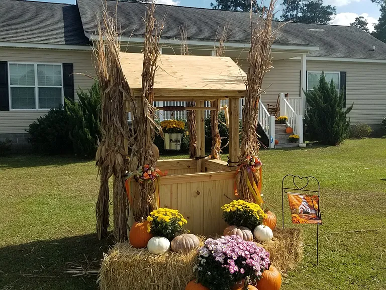 3930 Old Northeast Rd — Photo 2
