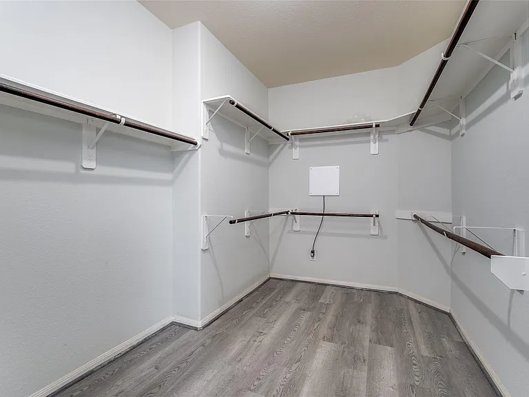 3931 Medici Ct — Photo 42