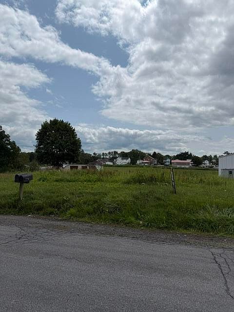 2nd image of 107 Eastern Ave