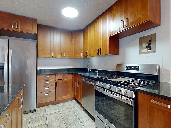 5th image of 1200 S Arlington Ridge Rd APT 407