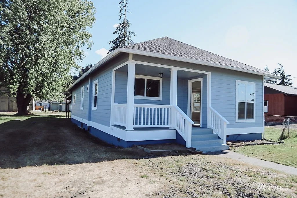 516 Broadway Street photo 1