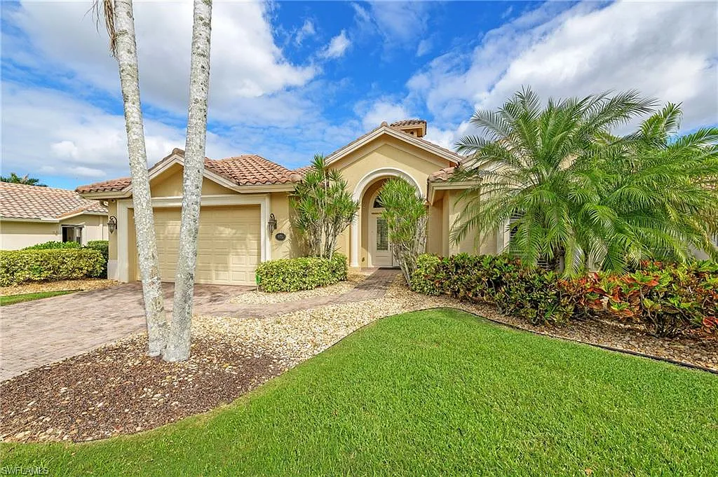 4 bed, 3.0 bath, 2340 sqft, $20,000 — Photo 3