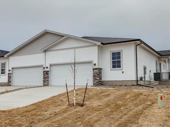 755 Linden St, Carlisle, IA 50047