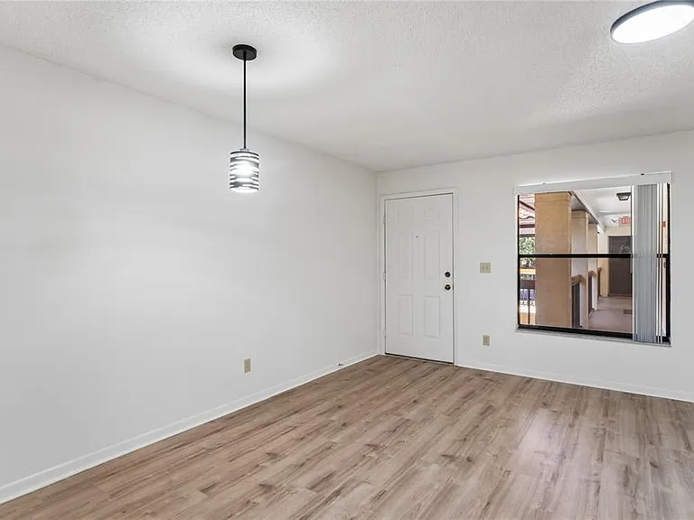 110 Hammock Pine Blvd — Photo 14