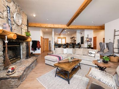 2000 Lone Moose Dr Unit 203, Big Sky, MT, 59716