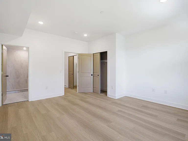 3931 Fairmount Ave #3 — Photo 4