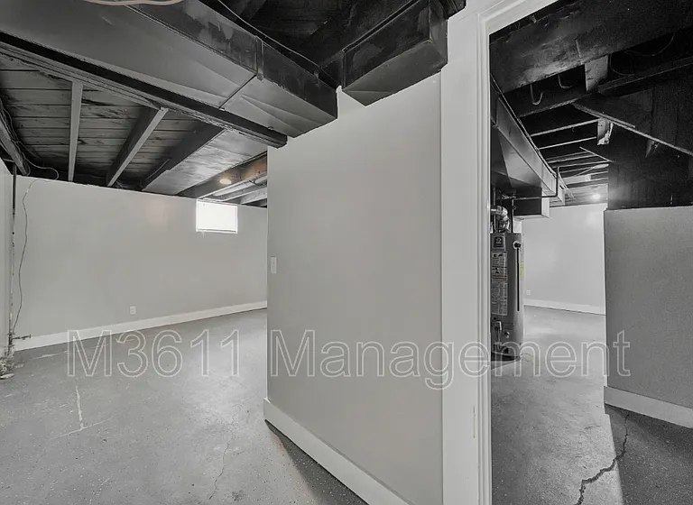 2503 S 8th St — Photo 25