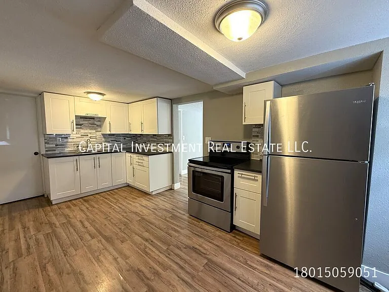 3708 S McCall St #4 — Photo 5