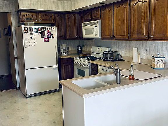 4th image of 467 Hiawatha Trl APT 312
