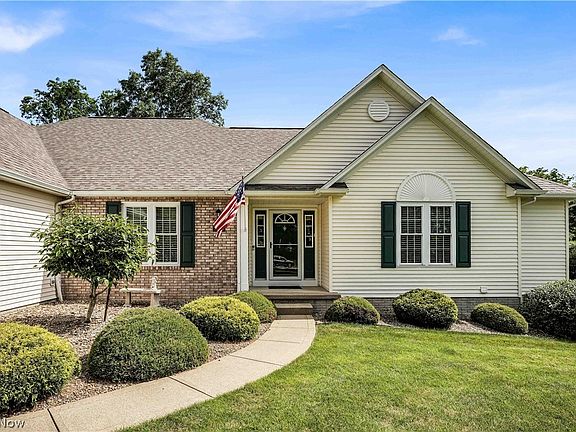3rd image of 2924 Robert Gary Ct