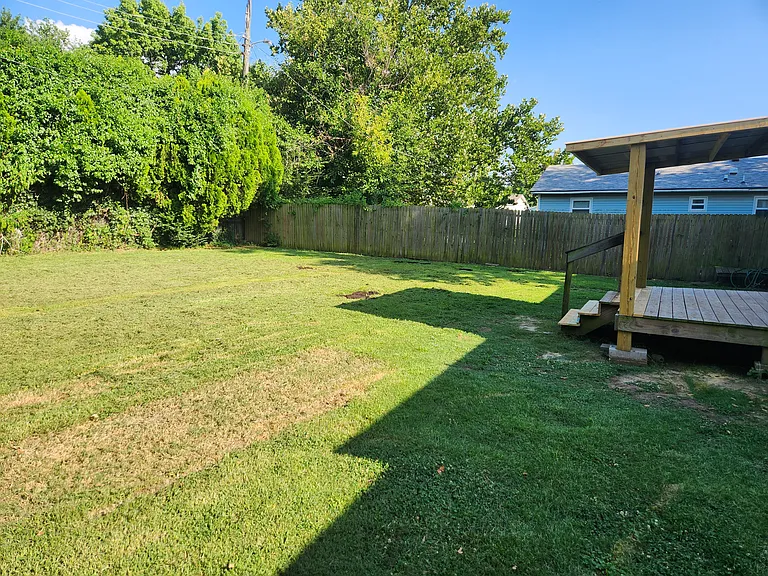 1109 S Date Ave — Photo 10