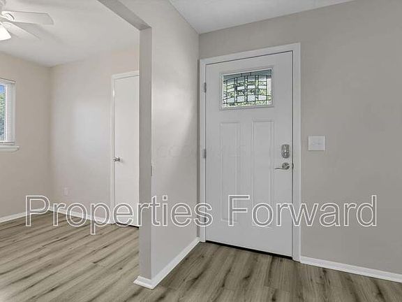 4th image of 2779 Woodgrove Dr