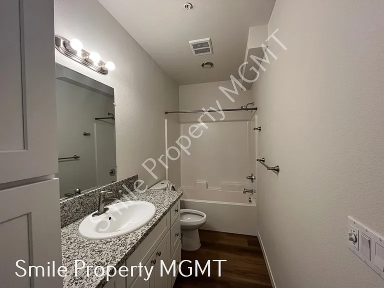 6940 SE Long St — Photo 15