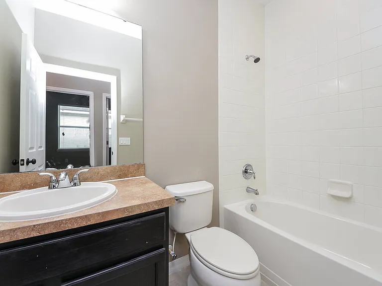 7424 Azalea Cove Cir — Photo 13