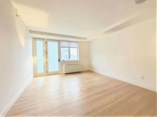 116-11 Curzon Road image 1 of 13