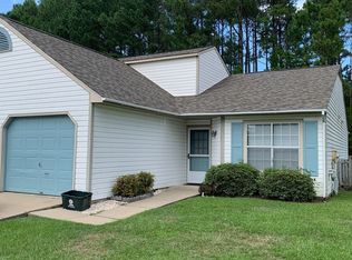 123 Village Ct, Havelock, NC 28532