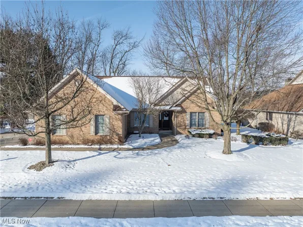 1450 Parkdale Dr, Dover, OH 44622