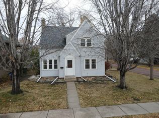 624 E 4th Ave, Mitchell, SD 57301