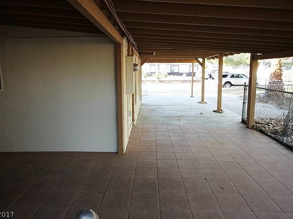5th image of 1321 E Francis Ave