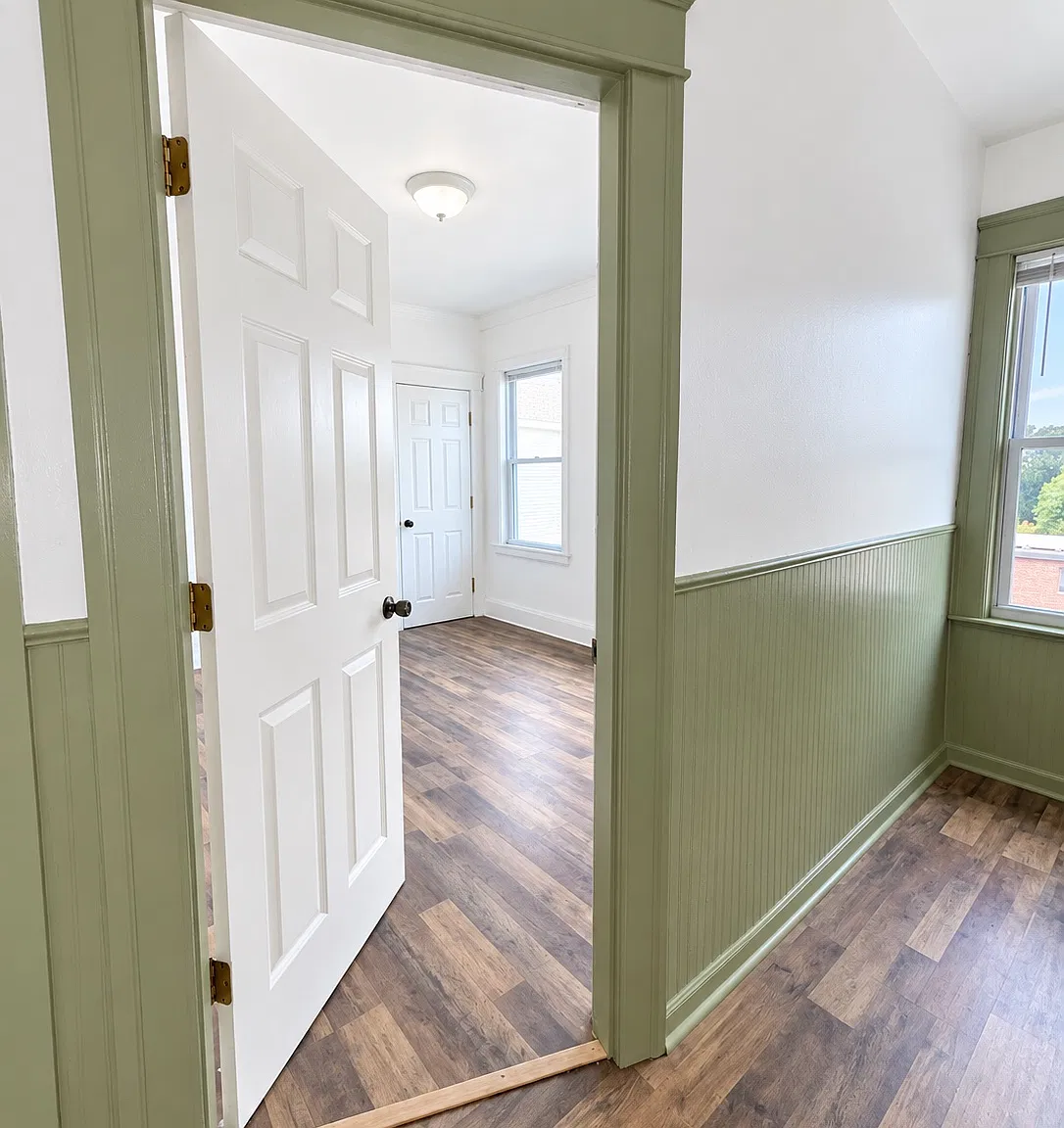 3 bed, $2,100 — Photo 1